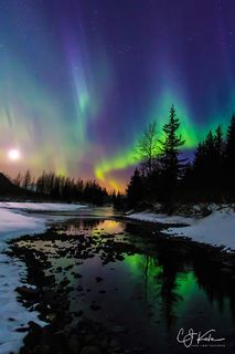 Aurora Moonset
