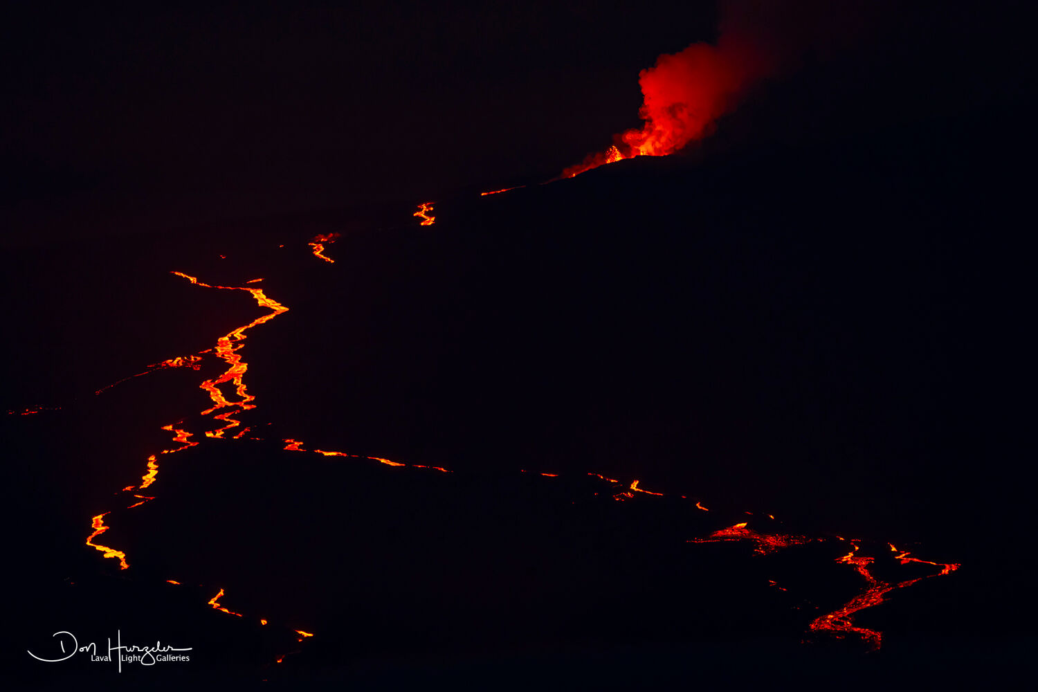 Mauna Loa Lines In The Dark